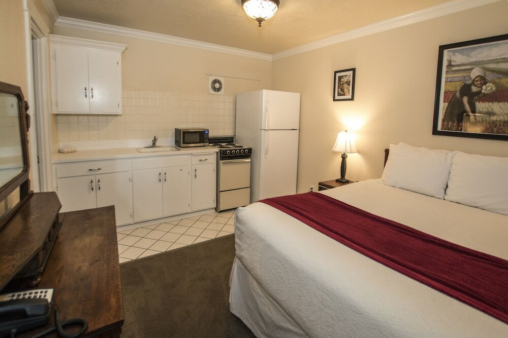 Фото Auld Holland Inn