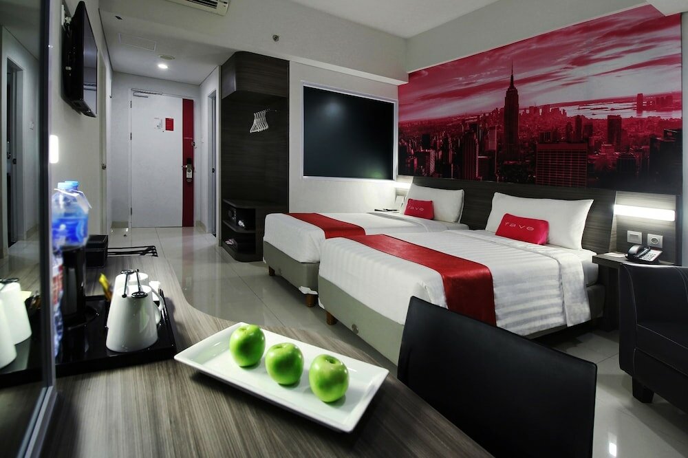 Фото Отель Favehotel Sudirman