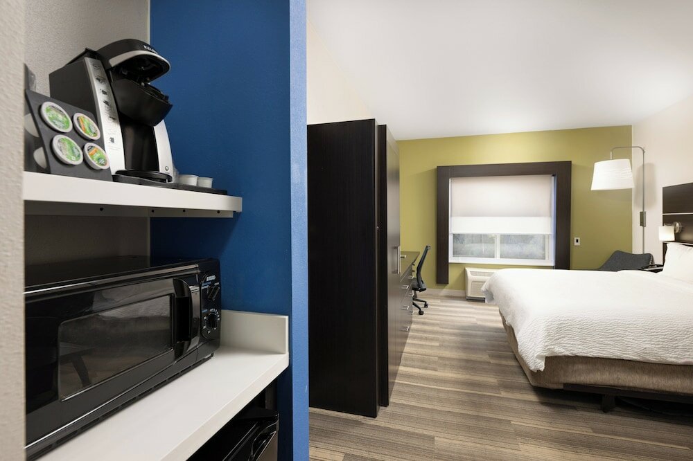 Фото Holiday Inn Express Hotel & Suites Chattanooga-Hixson, an Ihg Hotel