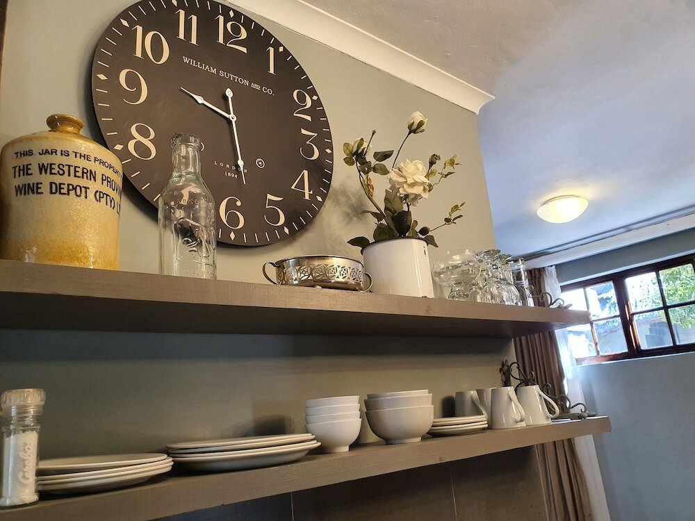 Фото Waterhouse Guest Lodges 202 Lawley Street