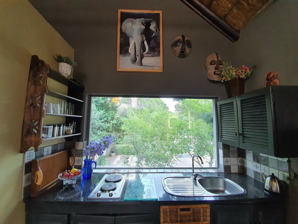 Фото Waterhouse Guest Lodges 202 Lawley Street