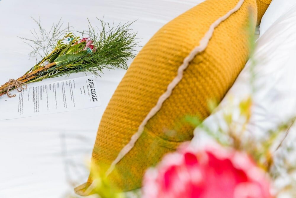 Фото Le Petit Chateau