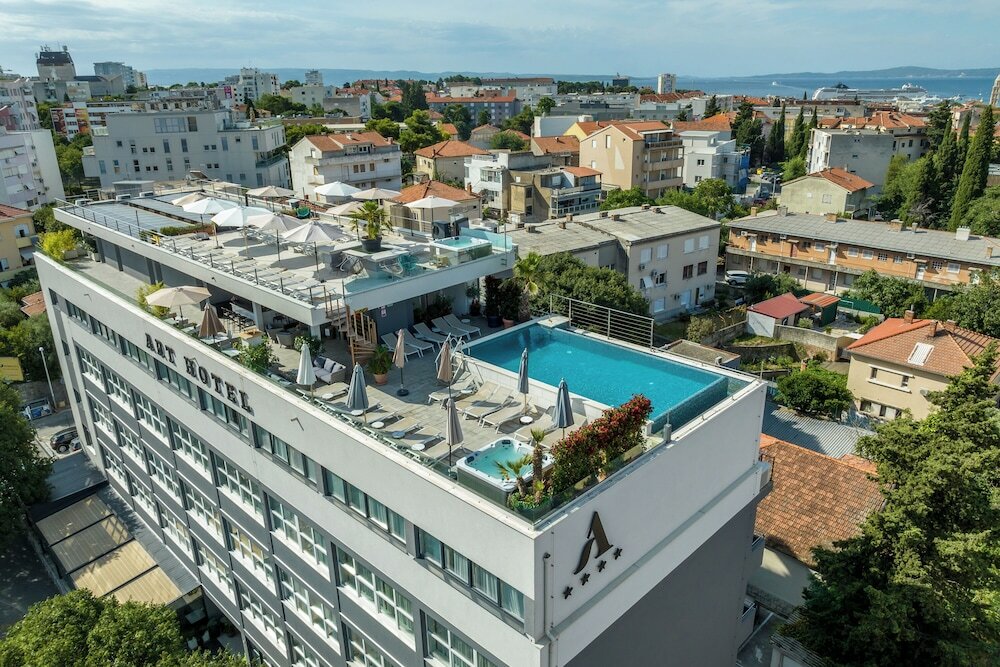 Фото отеля 3