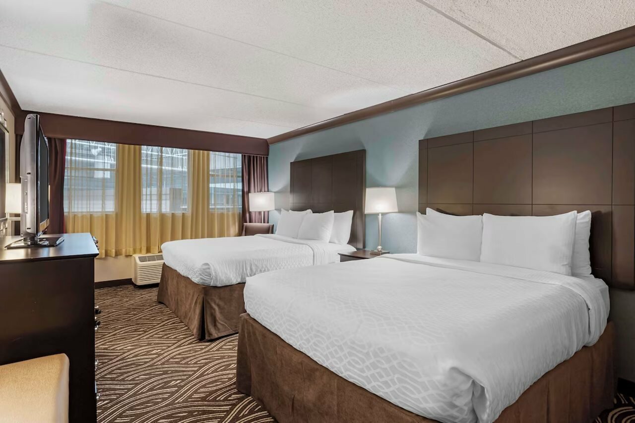 Фото Best Western Plus Kingston Hotel And Conference Center