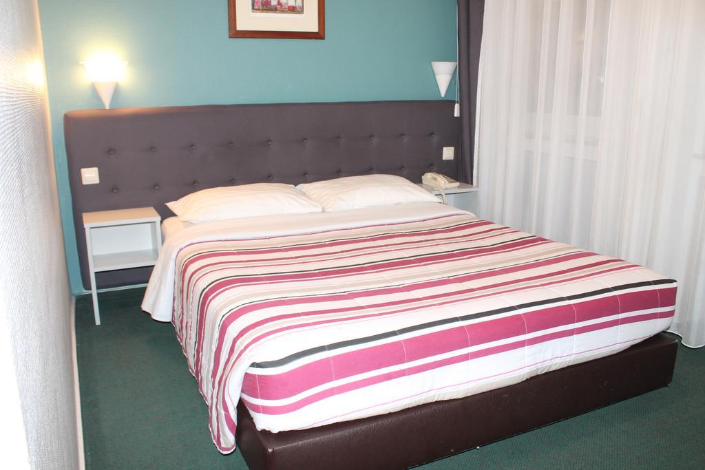 Фото Yasha Hotel