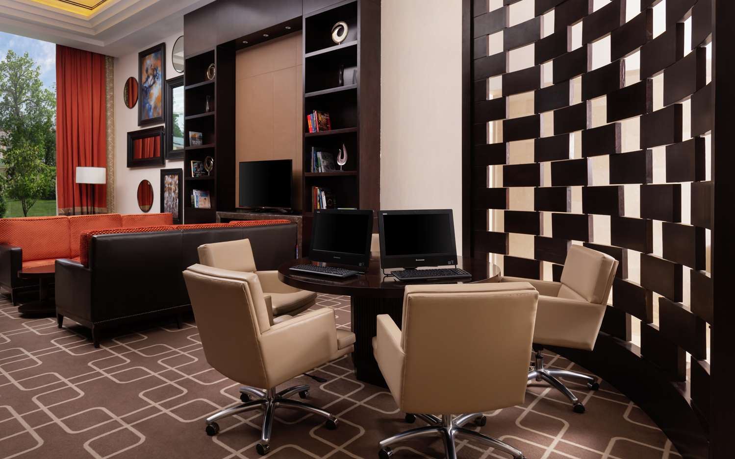 Фото Hilton Dushanbe Hotel