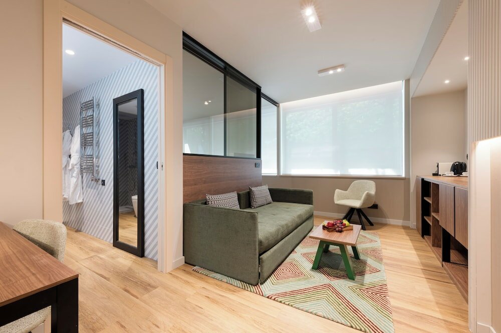 Фото Suites Plaza Hotel & Wellness Andorra