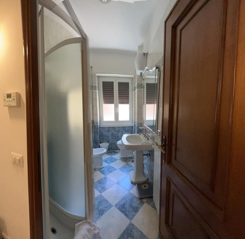 Фото B&b Galleria Frascati