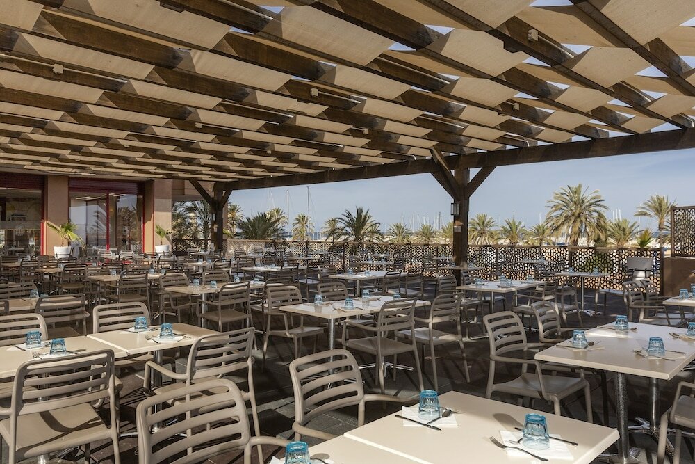 Фото Hotel Las Palmeras Affiliated by Fergus