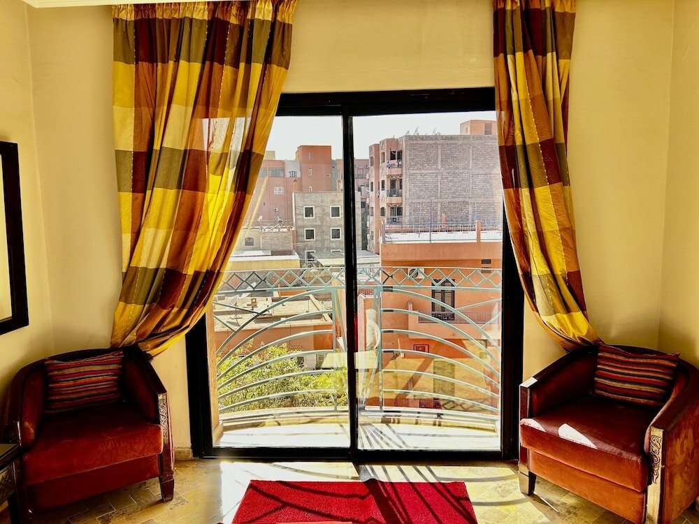 Фото Les Trois Palmiers