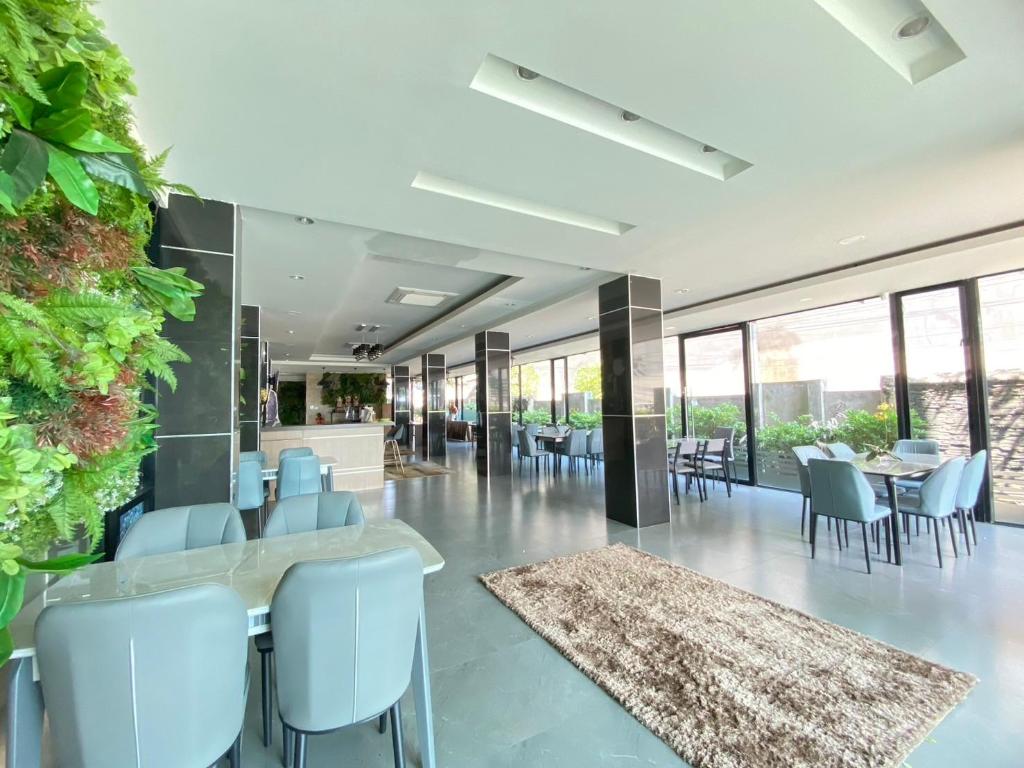 Фото The One Boutique Hotel