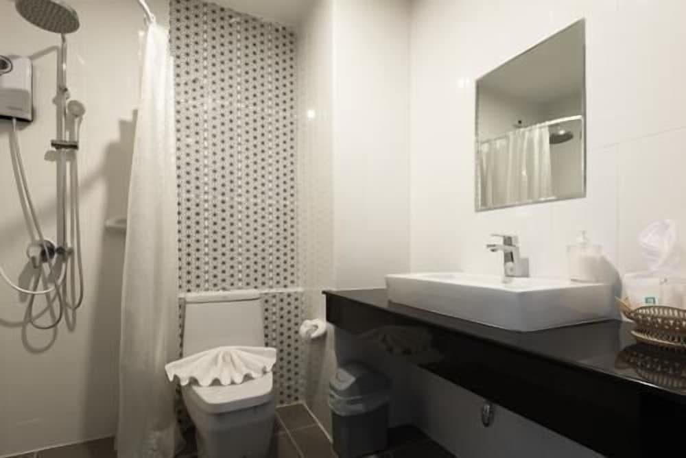 Фото 7Q Bangla Hotel