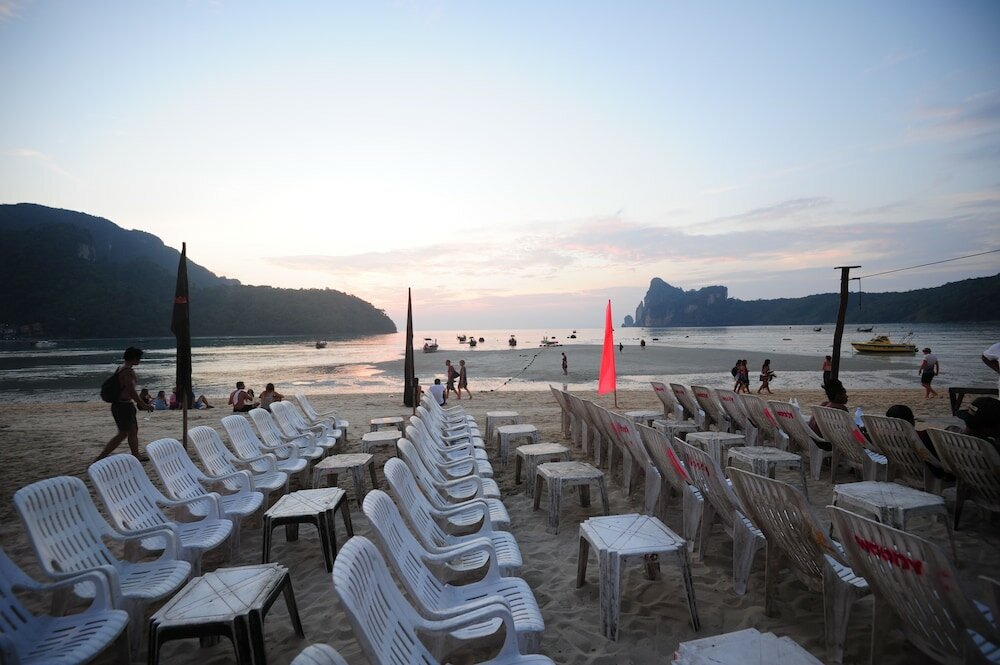 Фото Phi Phi Twin Palms Bungalow