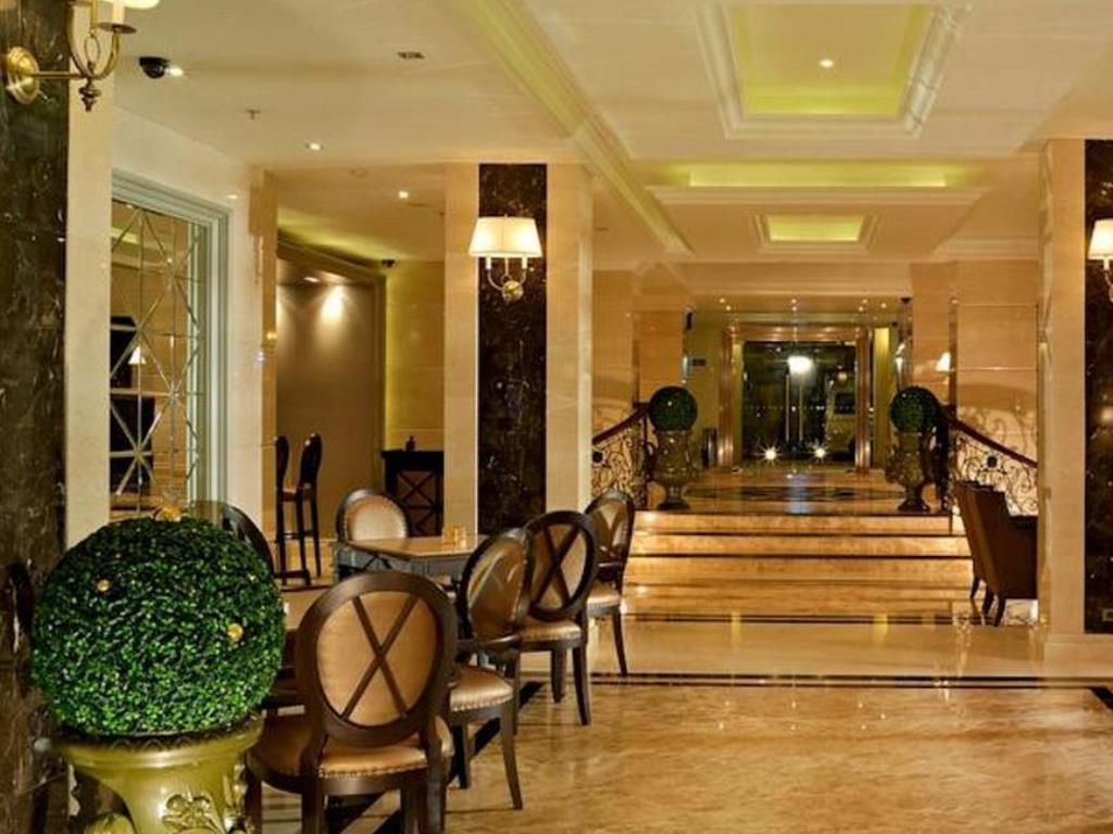 Фото Gulliver's Tavern Hotel