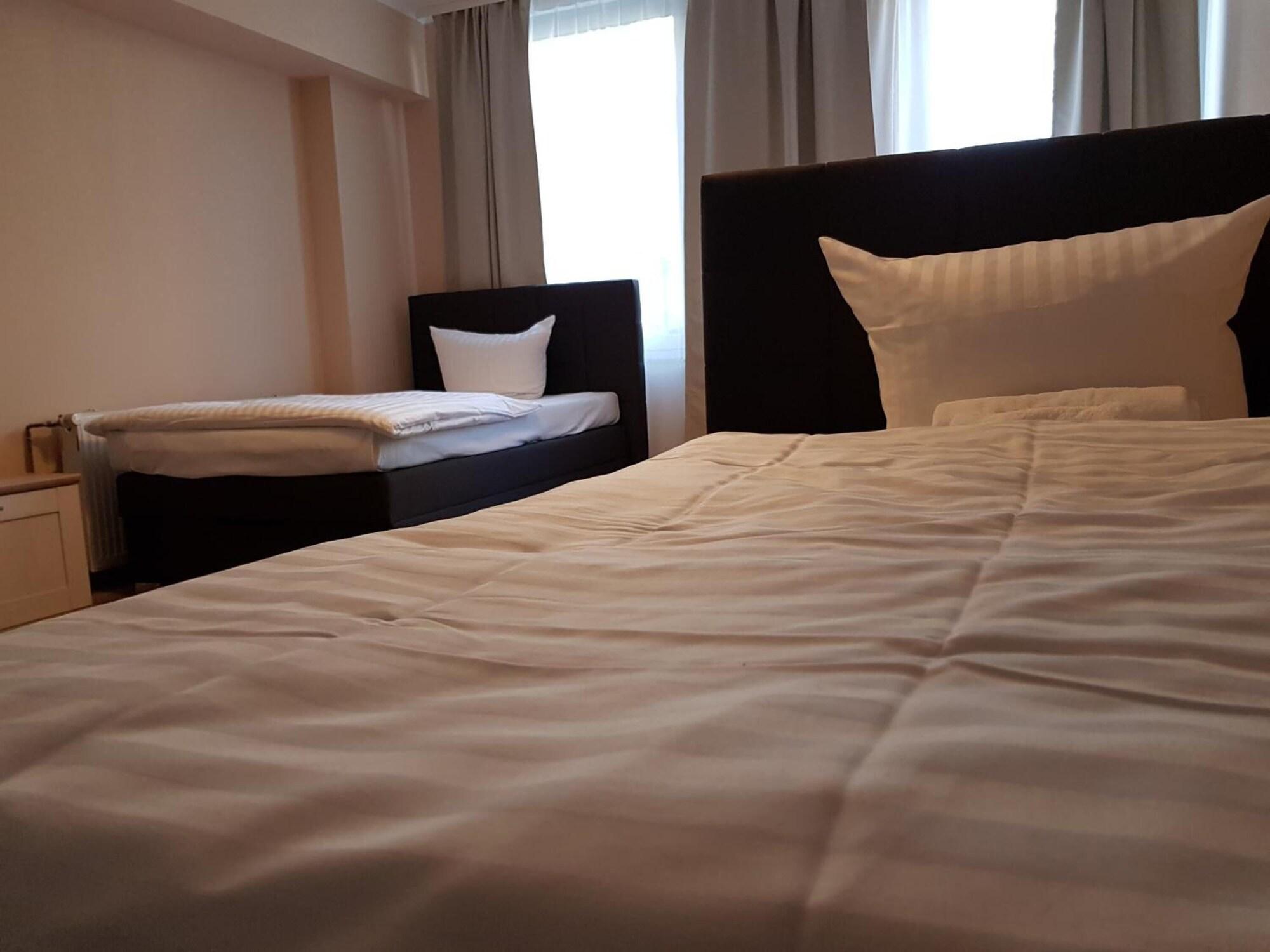 Фото Hotel-Residenz Oberurseler Hof