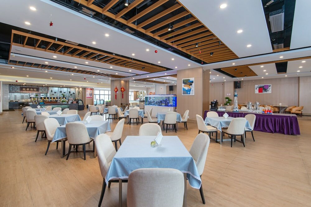 Фото Ramada Plaza by Wyndham Shenzhen North