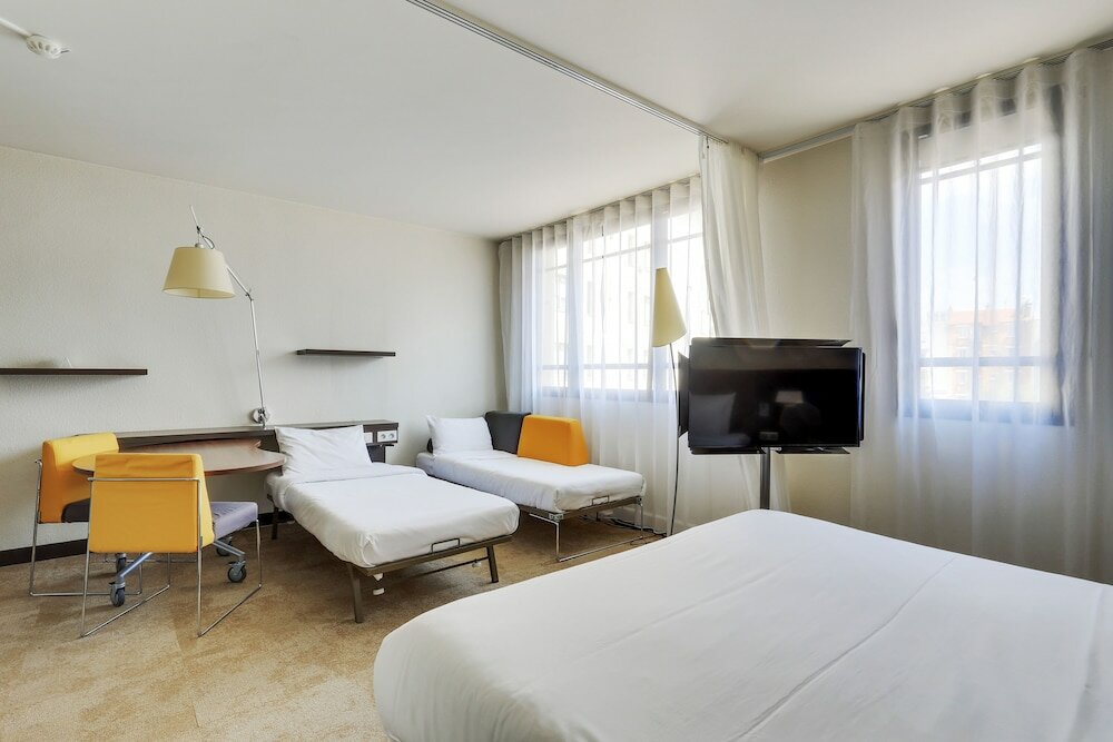 Фото Novotel Suites Paris Montreuil Vincennes