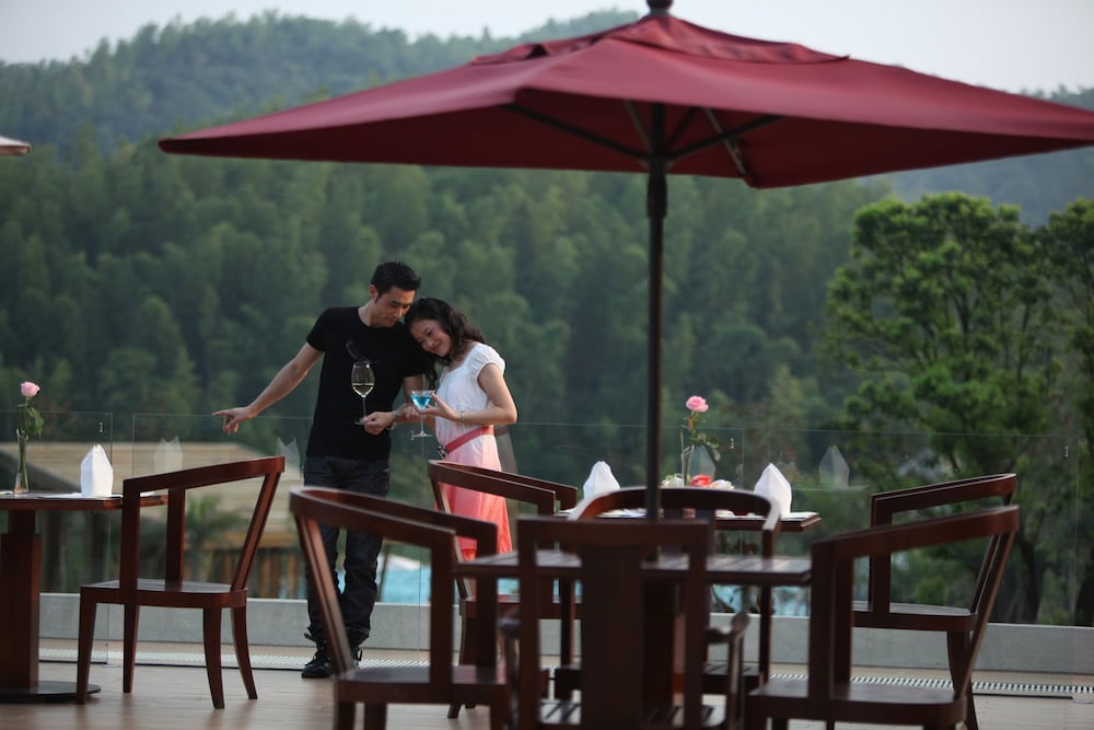 Фото New Century Resort Jiu Long Lake Ningbo