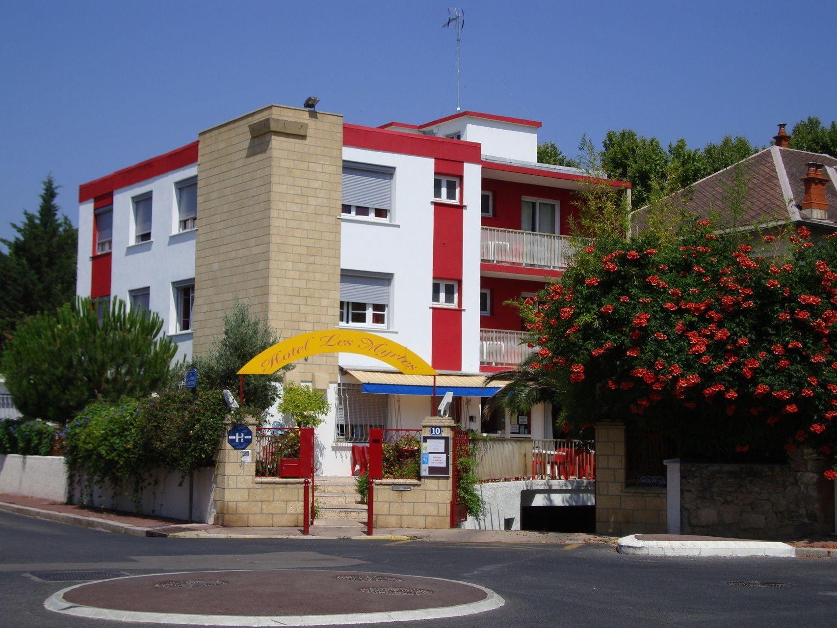 Фото отеля 2