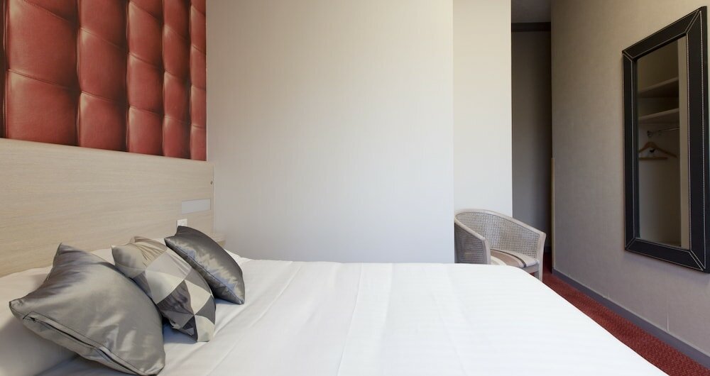 Фото Le Petit Duquesne