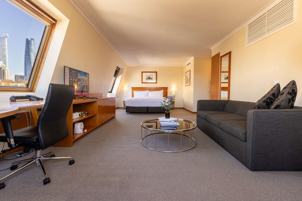 Фото Sydney Harbour Hotel