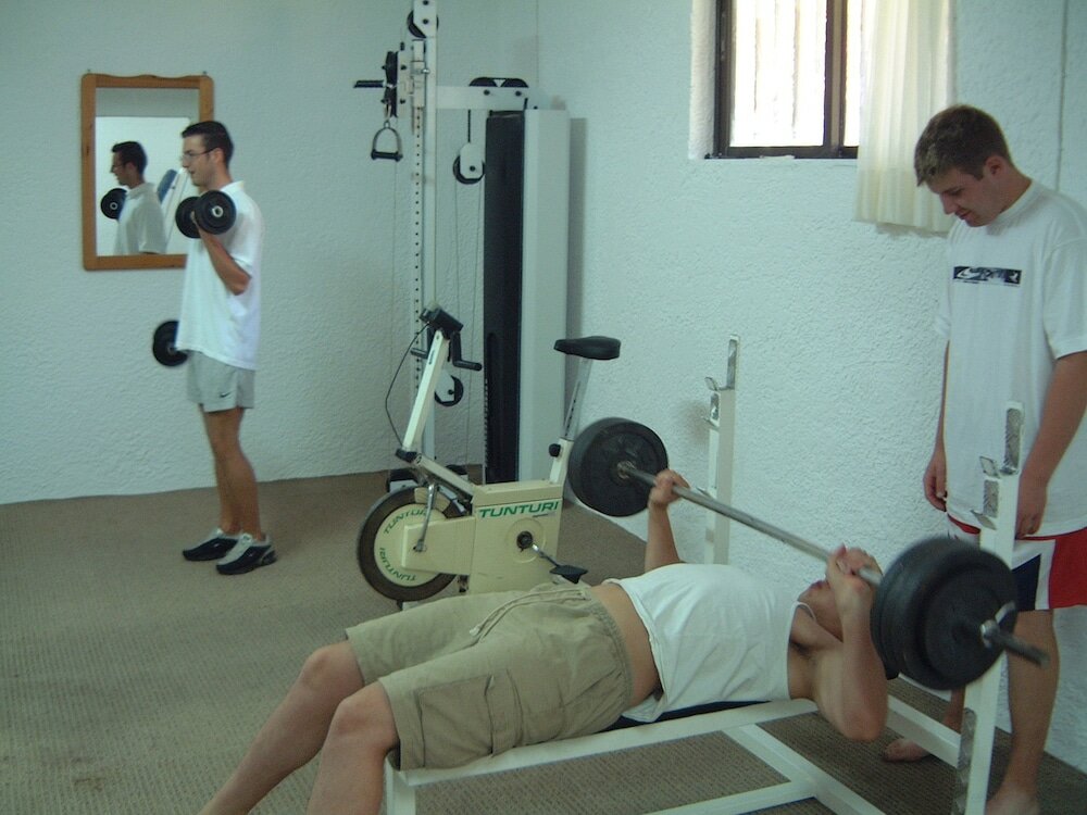 Фото Poseidon Hotel and Apartments