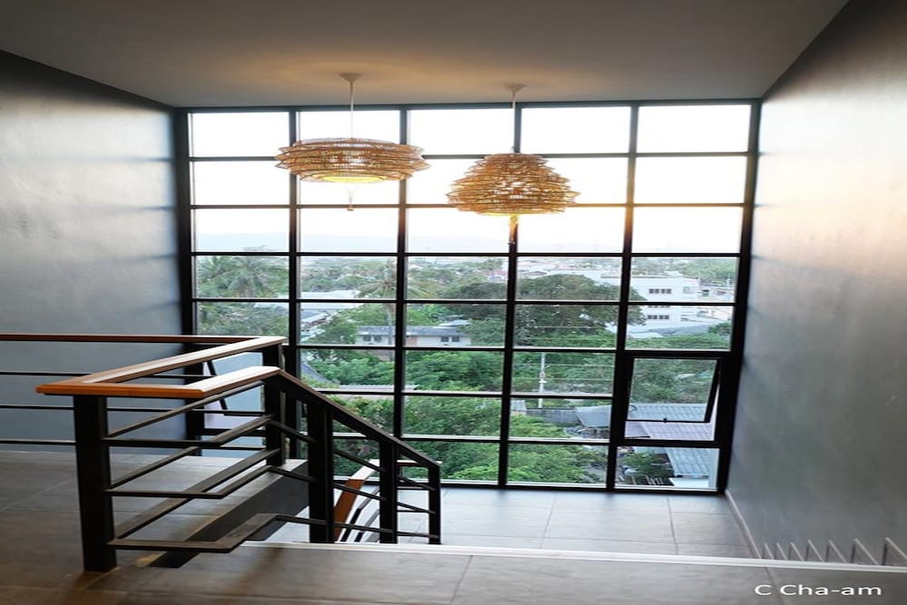 Фото C Cha-am Hotel