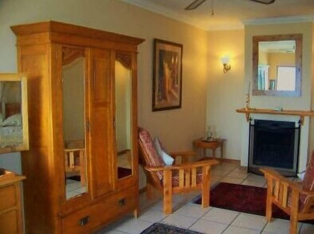 Фото Red Mountain House