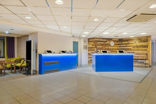 Гостиница Clarion Cedar Court Huddersfield Hotel в Хаддерсфилде