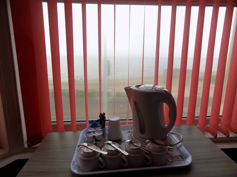 Фото The New Royal Windsor Hotel