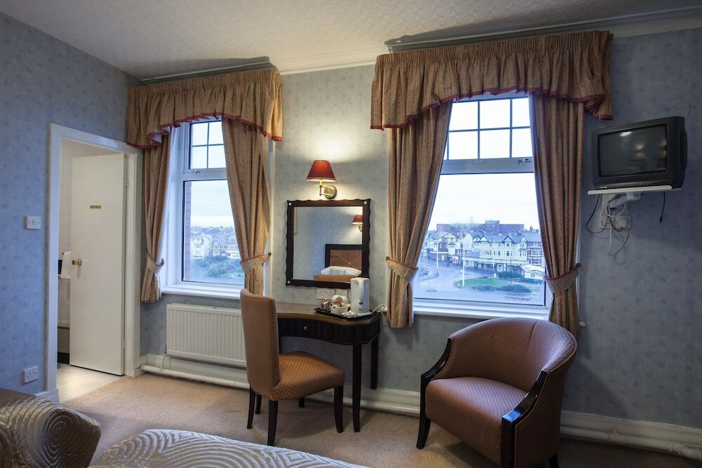 Фото Savoy Blackpool Hotel