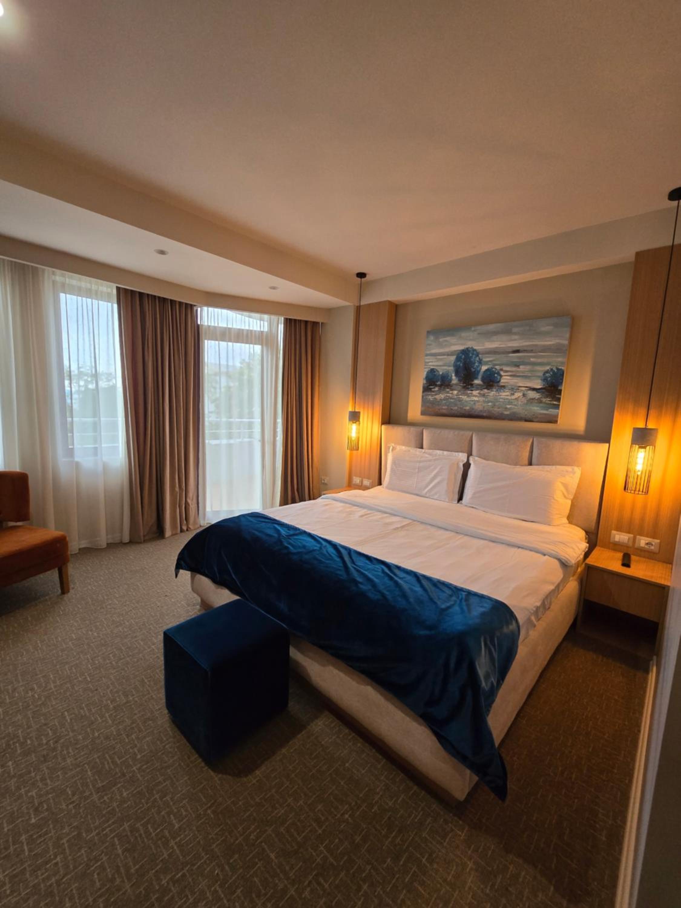 Фото Perla Hotel