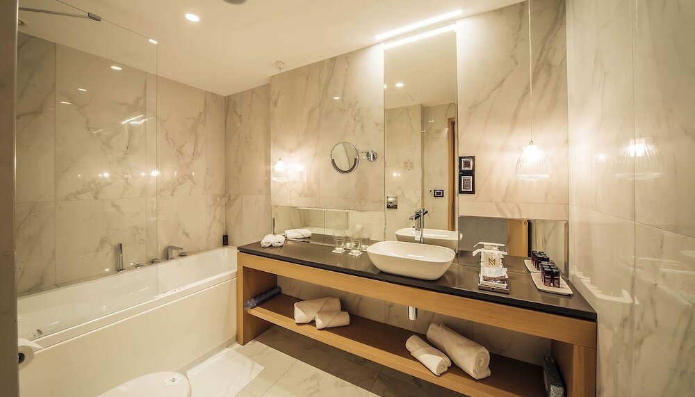 Фото Maestral Resort & Casino