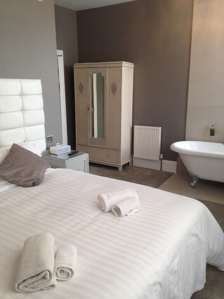 Фото Brighton Inn Boutique Guest Accommodation