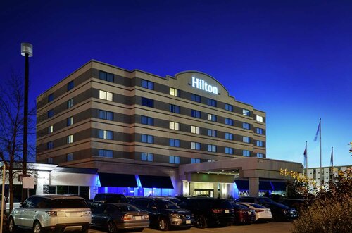 Внешний вид отеля Hilton Winnipeg Airport Suites в Виннипеге, фото 1