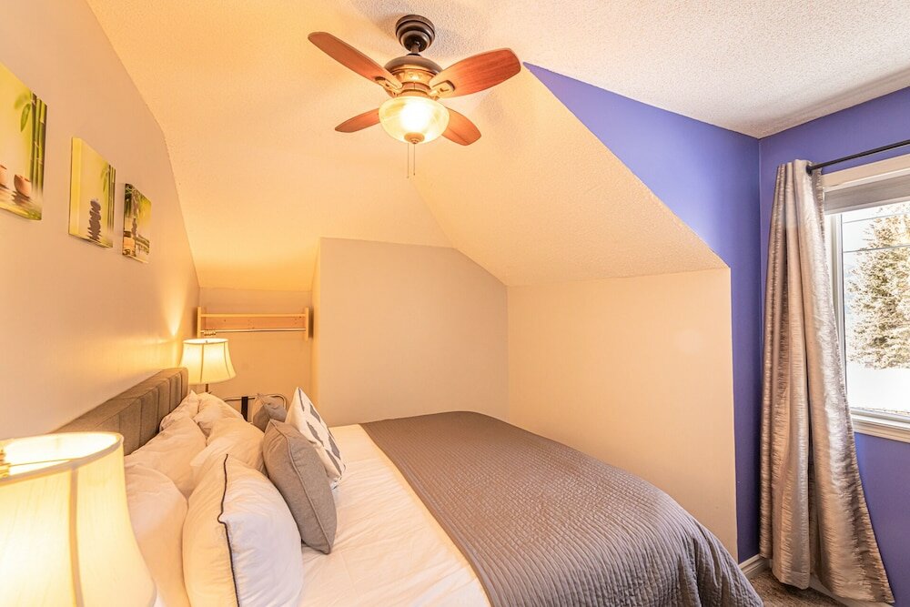 Фото Banff Boundary Lodge