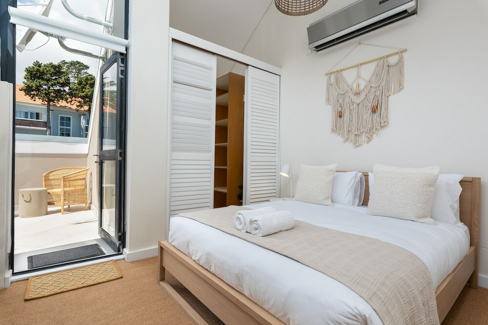 Фото The Glen Apartments