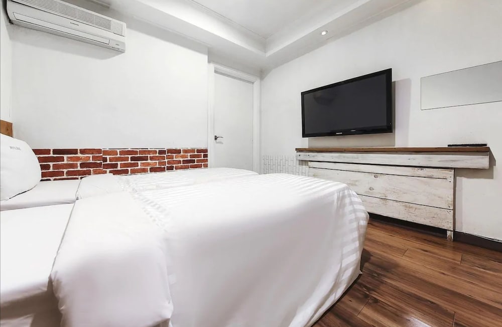 Фото Hotel Biz Jongro Insadong