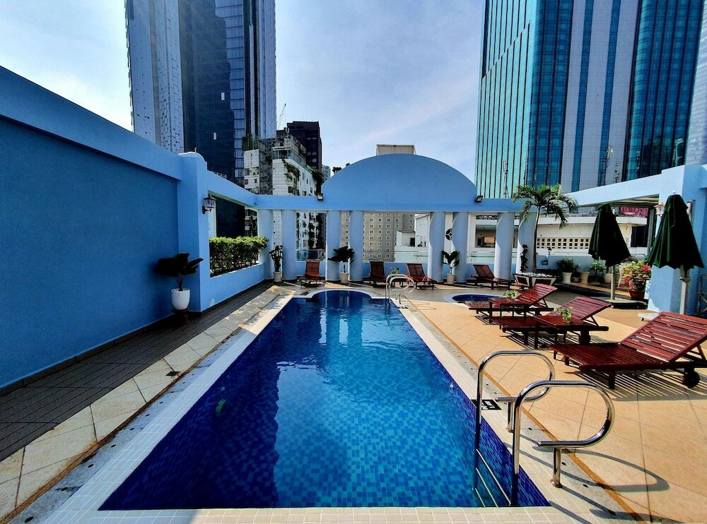 Фото отеля 2