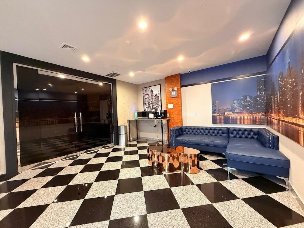 Фото Hotel Key LaGuardia Airport