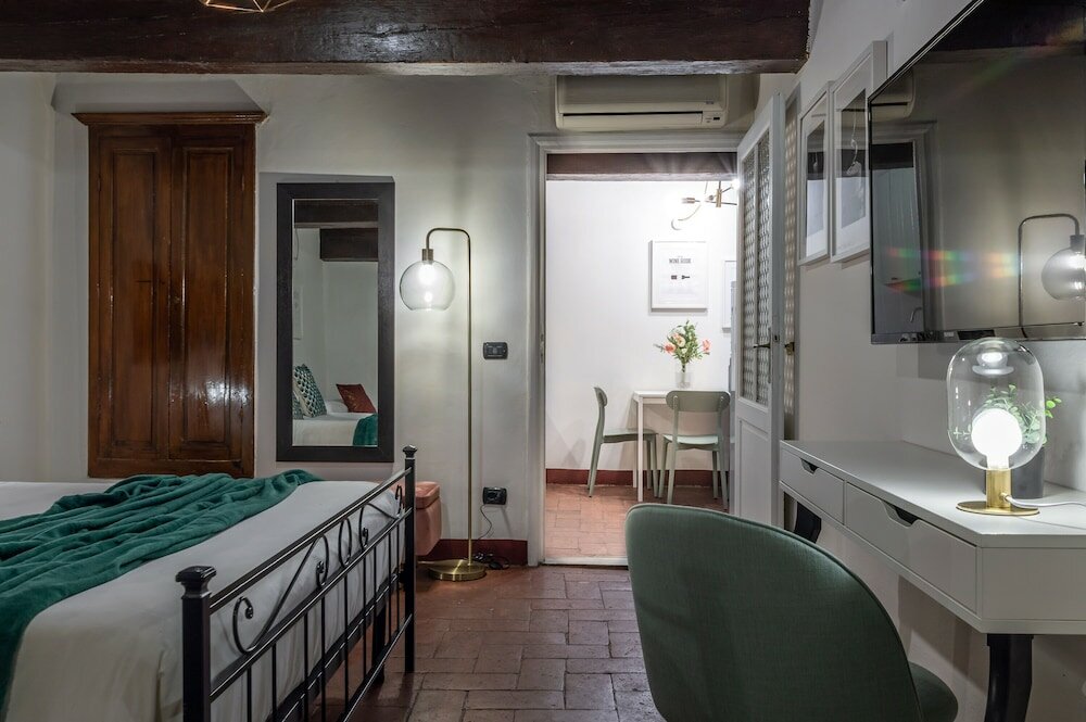 Фото Wine Apartments Florence Ciliegiolo