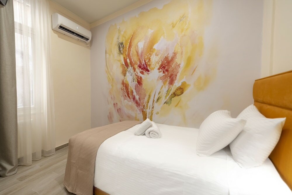 Фото Athens Market Portait