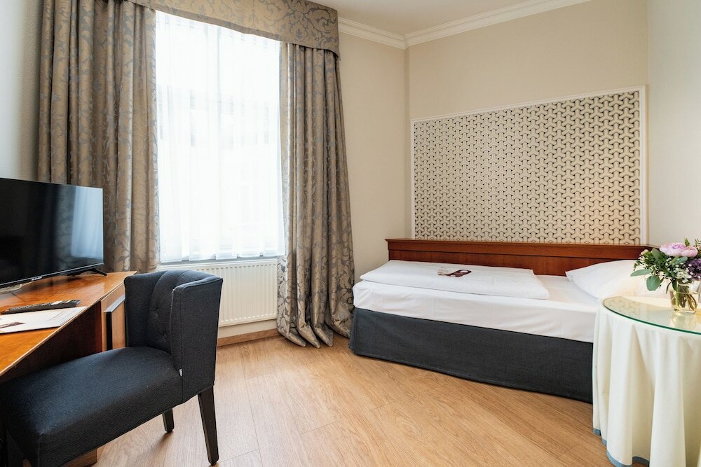 Фото Hotel Kaiserhof