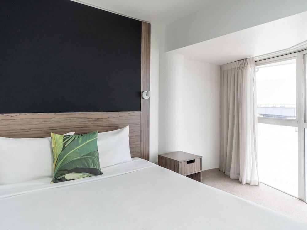 Фото Mercure Wellington Central City Hotel & Apartments