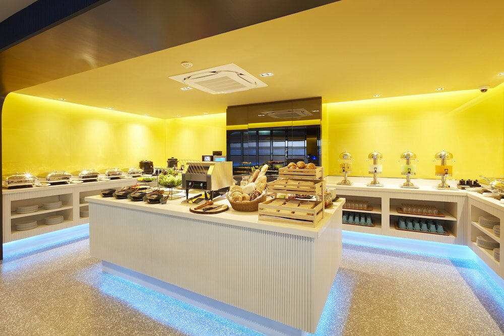 Фото The Quarter Silom by Uhg