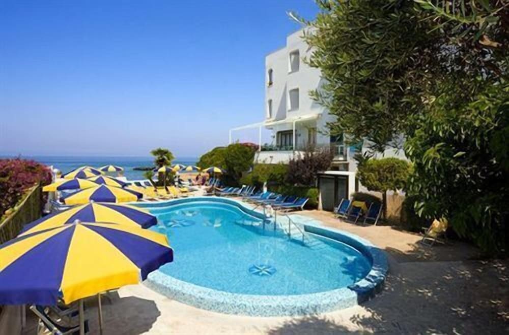 Фото Hotel Ambasciatori