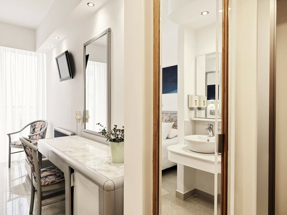 Фото Esperia City Hotel