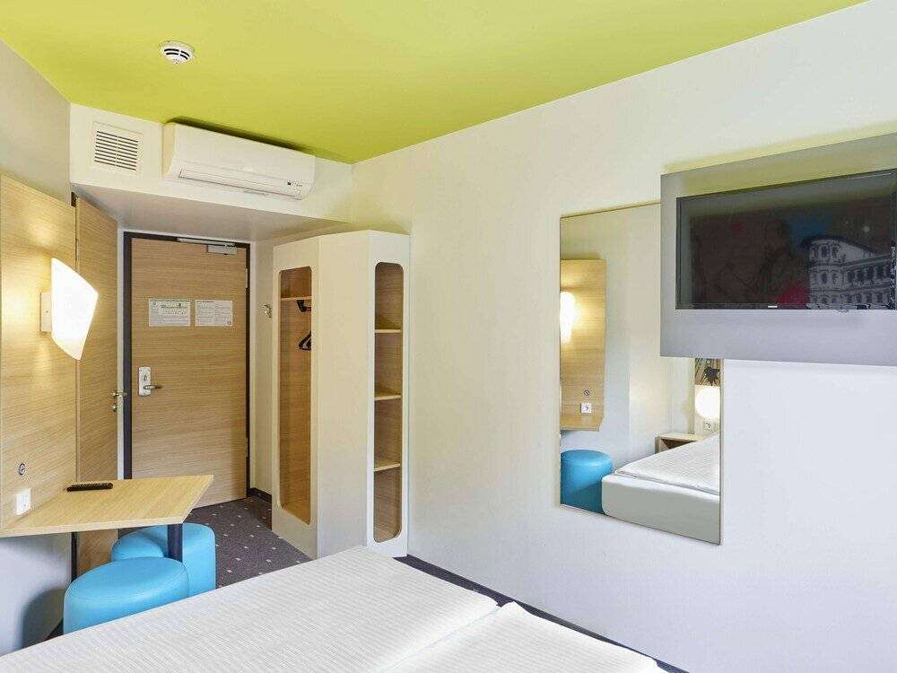 Фото B&b Hotel Trier