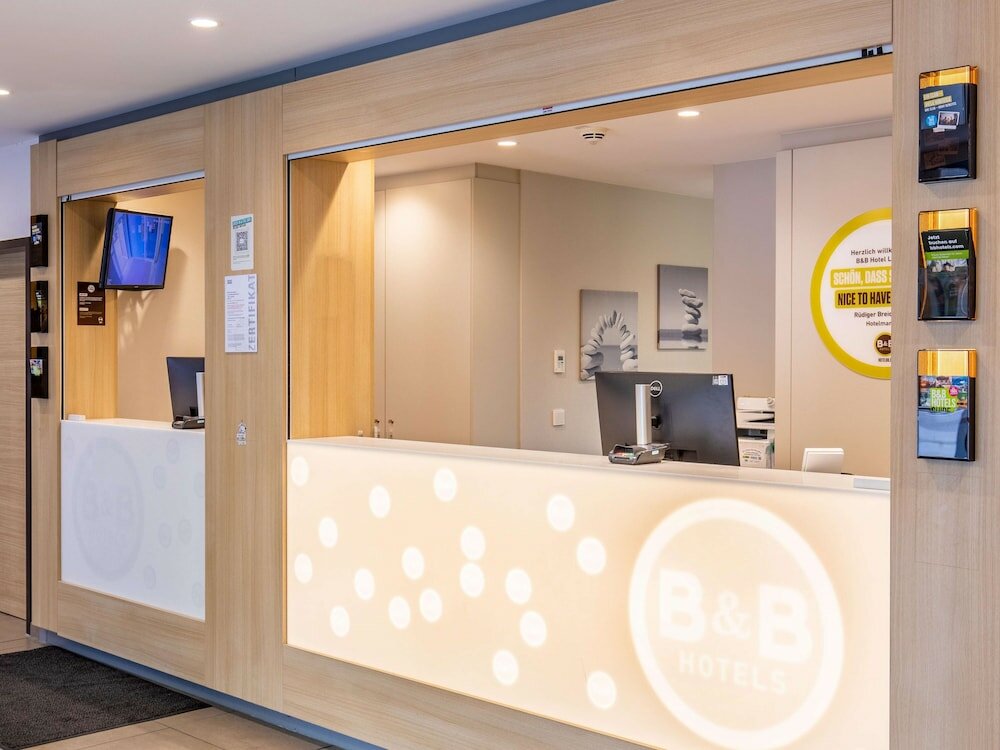 Фото B&b Hotel Lüneburg