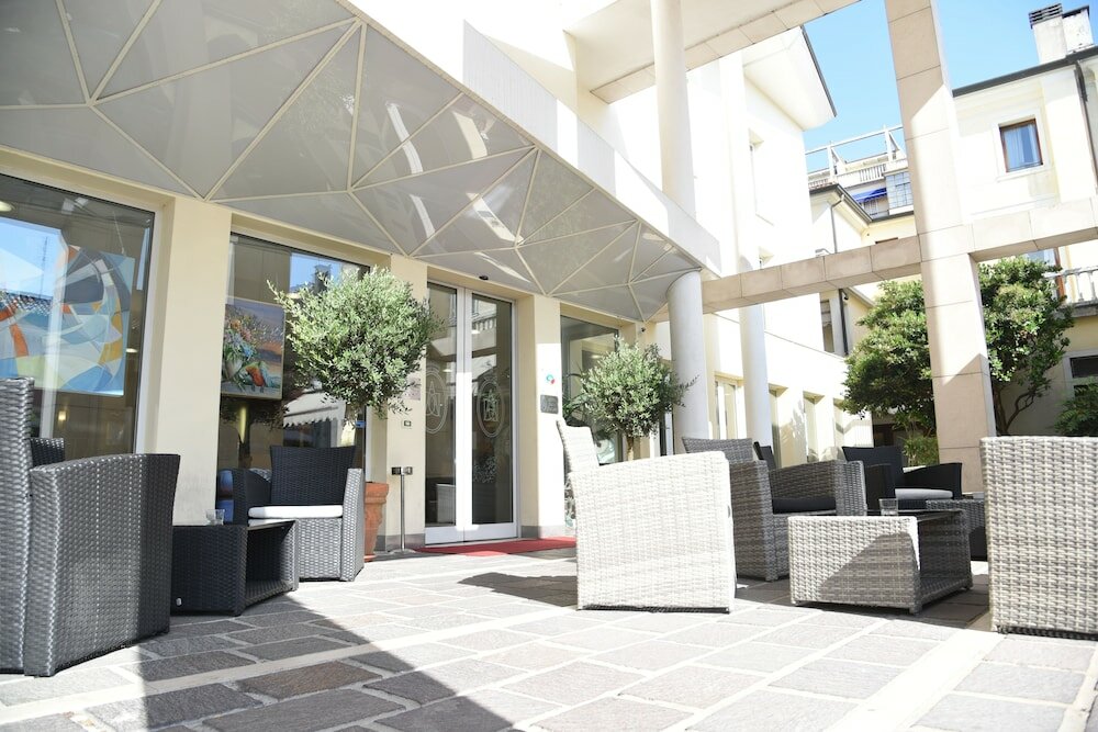 Фото Hotel Duca d'Aosta